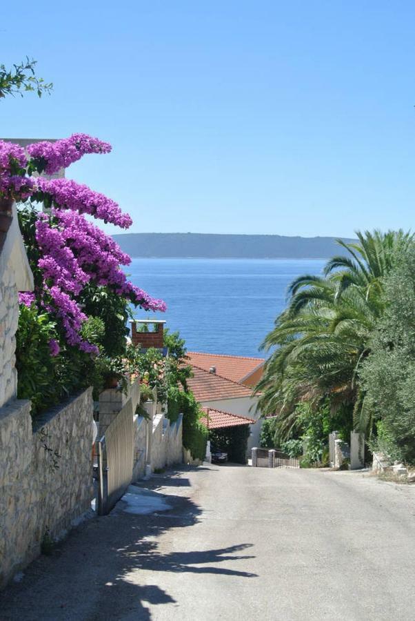 Apartments Klasan Trogir Exterior foto